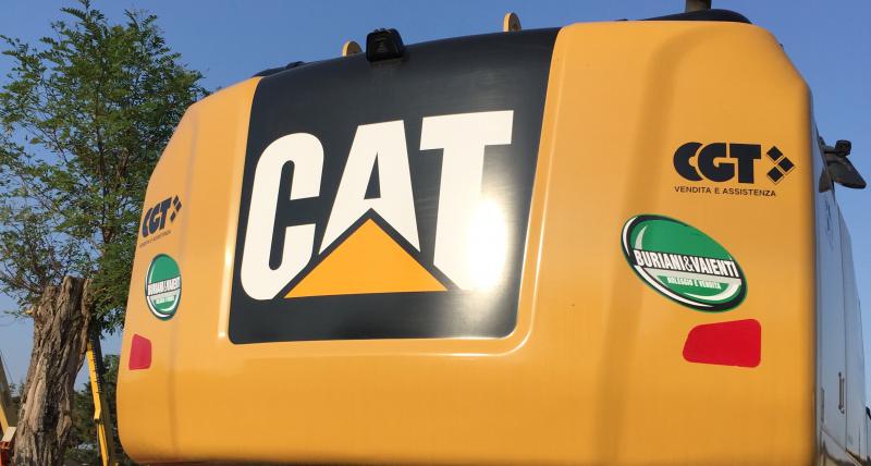 CATERPILLAR - 323 E LN (2)