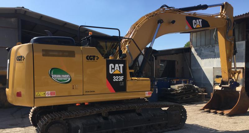 CATERPILLAR - 323 F - 13169