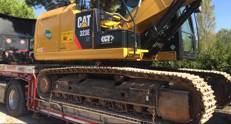 CATERPILLAR - 323 E LN